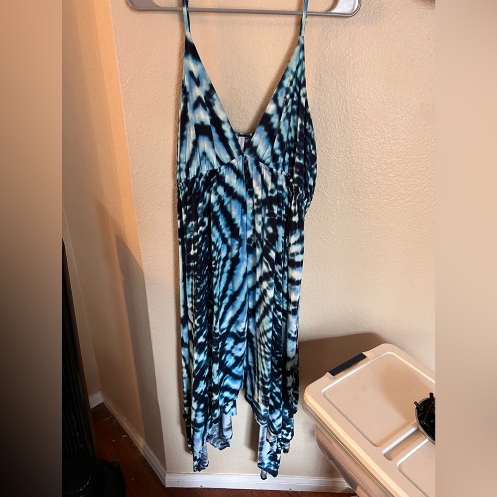 Tie dye blue v-neck dress